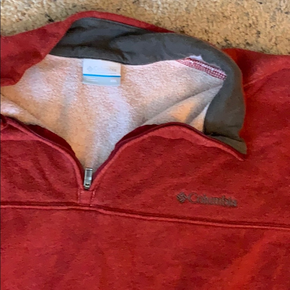 Columbia pullover
